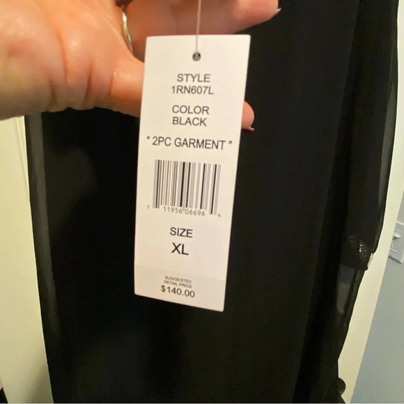 Women Formal Black Maxi Rhinestone Accent Full Coverage Cold Shoulder New XL-2XL - Picture 8 of 12